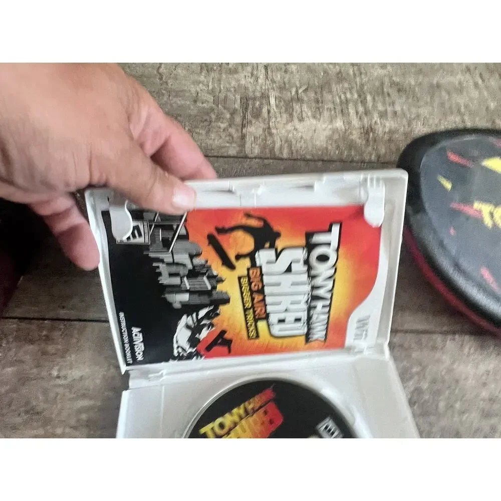 Nintendo Wii Tony Hawk Wireless Skateboard, Tony Hawk Shred, Dongle Activision